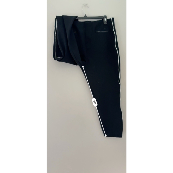 Spanx The Perfect Pant Ankle Piped Skinny Size 1X Black Pull On Slimming - Picture 2 of 5